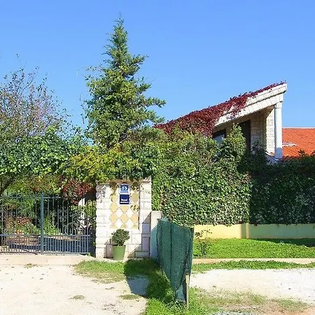 Holiday Perich Casa vacanze Medolino